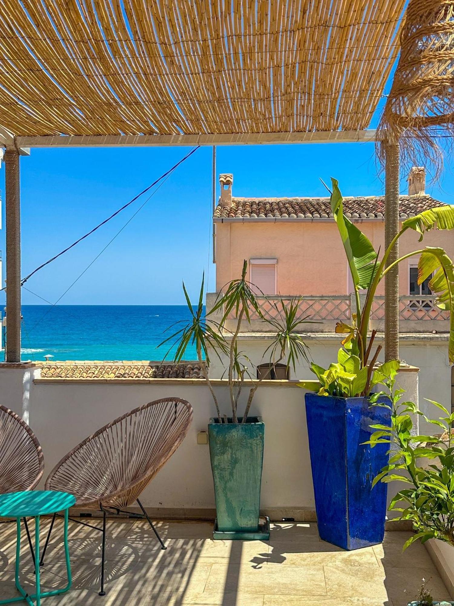 Moona Hostal אלתיאה מראה חיצוני תמונה