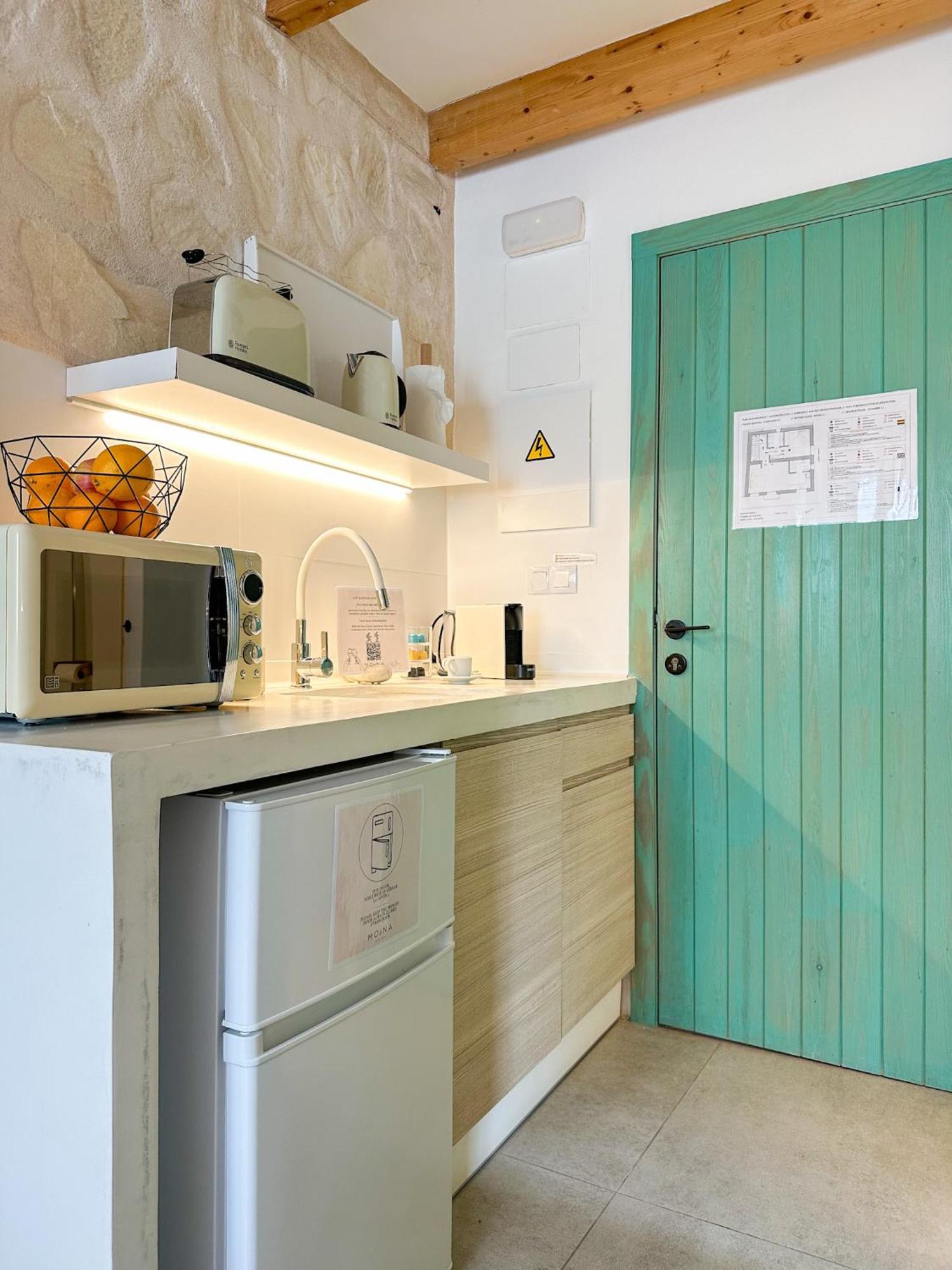 Moona Hostal אלתיאה מראה חיצוני תמונה