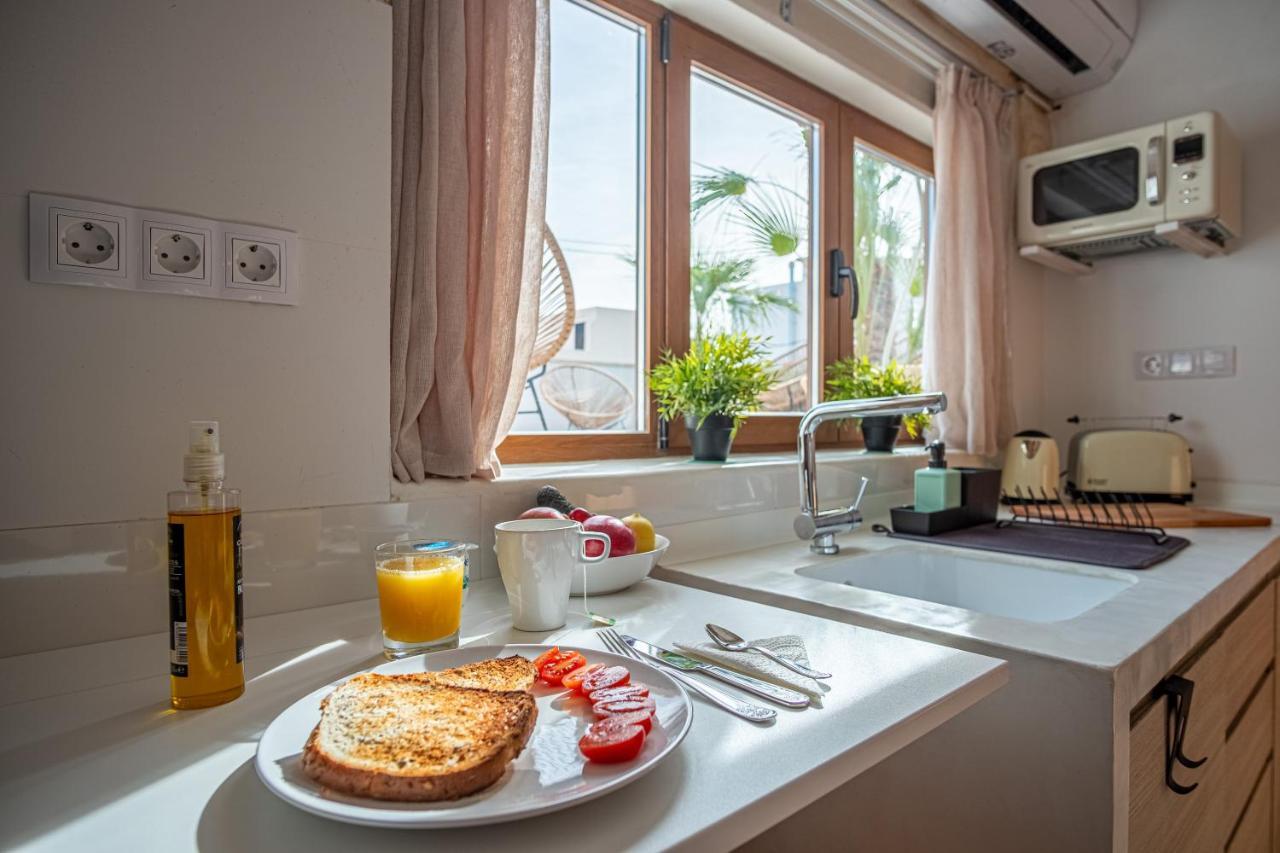 Moona Hostal אלתיאה מראה חיצוני תמונה